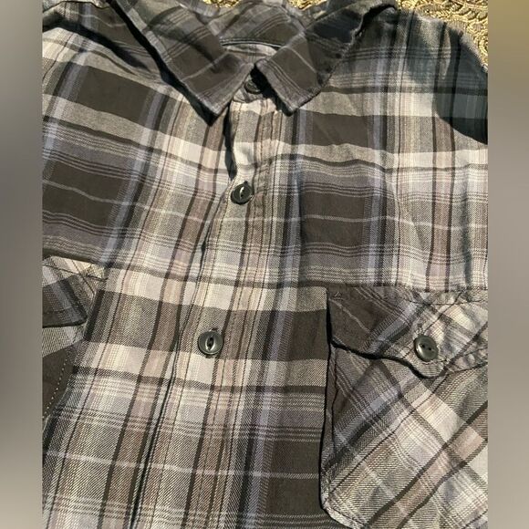 Aeropostale size large long sleeved button up shirt with pockets excellent cond - Picture 1 of 2